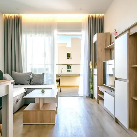 Elegant Apartamento Makarska